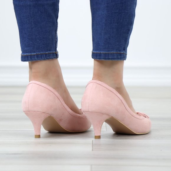 Pink Bow Vintage Style Pointed Toe Faux Suede Kitten Low Heel Shoes - Picture 9 of 13
